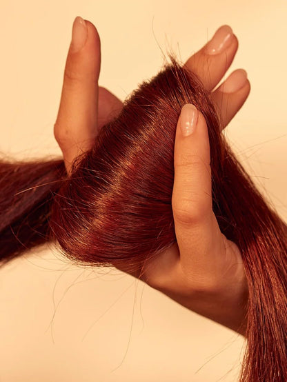 khadi STRONG AMLA Aceite capilar ayurvédico, favorece el crecimiento del cabello, previene la caída y las canas, fortalece las raíces del cabello, 100% vegano y sin siliconas, cosmética natural, 50ml