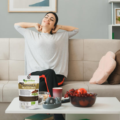 Triphala Elikafoods ® ORGÁNICA. Laxante Natural ayuda contra el estreñimiento. Laxante natural combate el estreñimiento. Comprimidos naturales estreñimiento, transito intestinal - 240ud 500mg