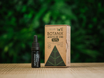 WeBotanix | Aceite CBD 30% | CBD Oil | Aceite de CBD | Aceite CBD Puro Medicinal | CBD Full Spectrum | Aceite de Cáñamo | Hemp Oil | Gotas CBD | Essential CBD Extract | 100% Natural | Uso Tópico